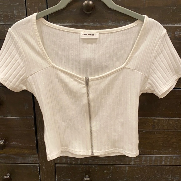 Tally Weill Tops - Tally Weill white zip up crop top, size small